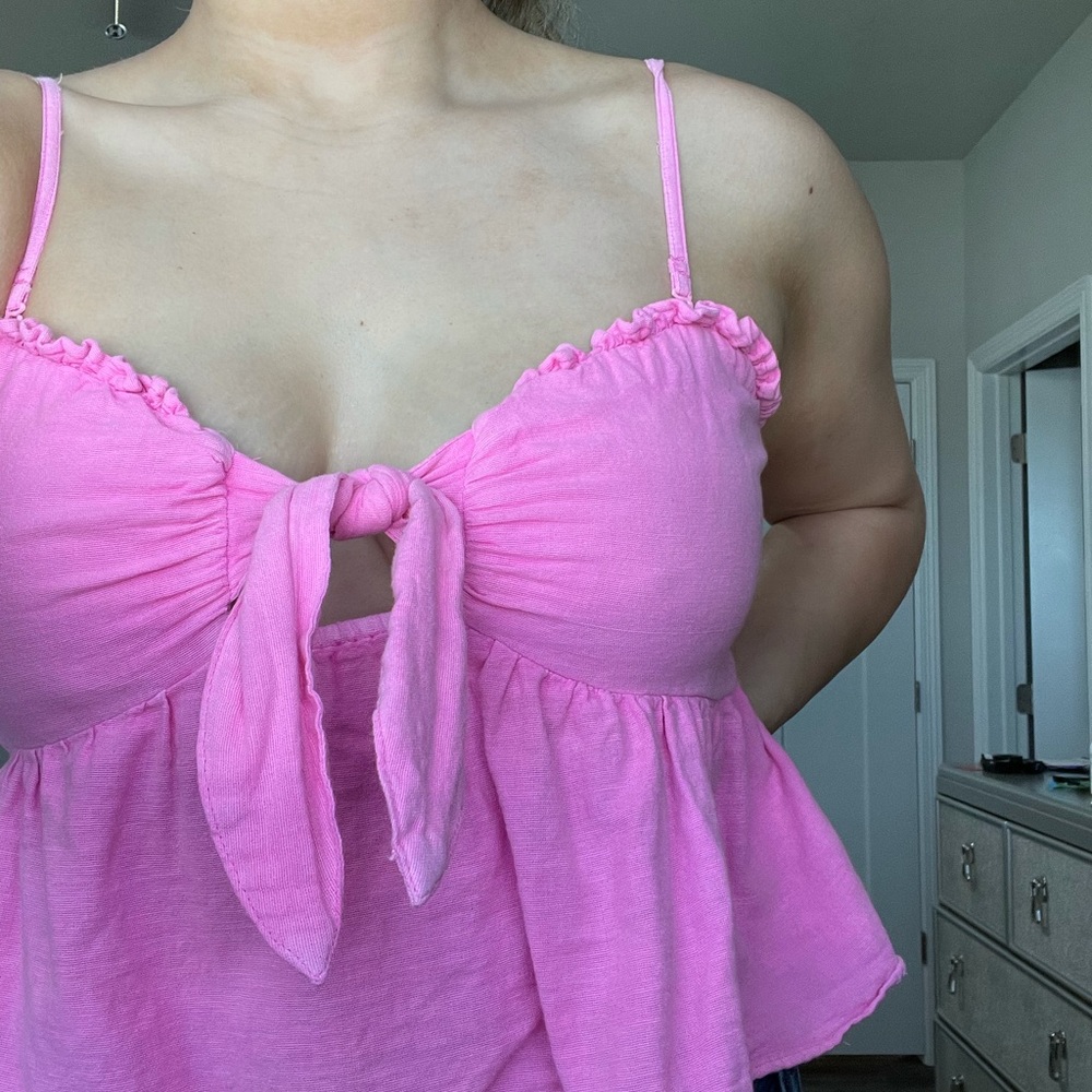 American Eagle Hot Pink Crop with Knot
